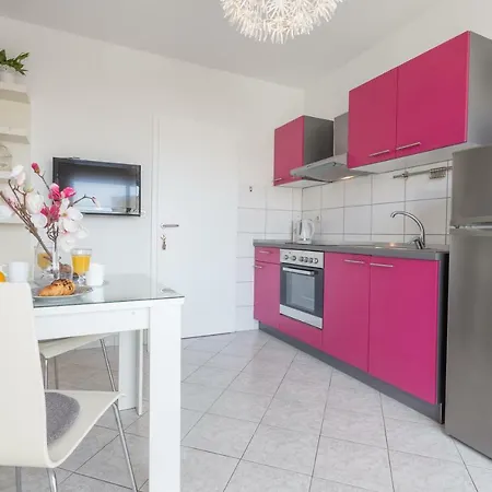 Gordana Jelicic Apartment